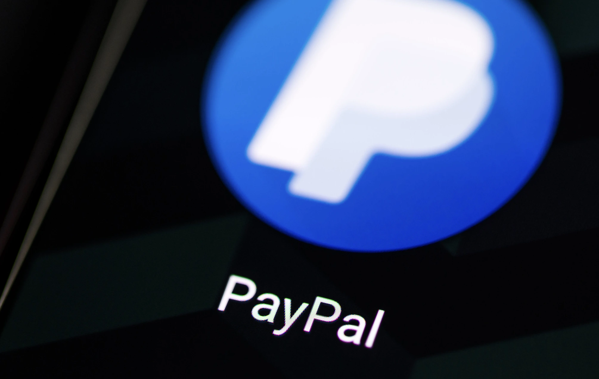 Hakkerit Kaappasivat PayPalin J&auml;rjestelm&auml;n L&auml;hett&auml;&auml;kseen Vakuuttavia Huijausviestej&auml;